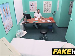fake polyclinic wc room blow-job and fuckin'